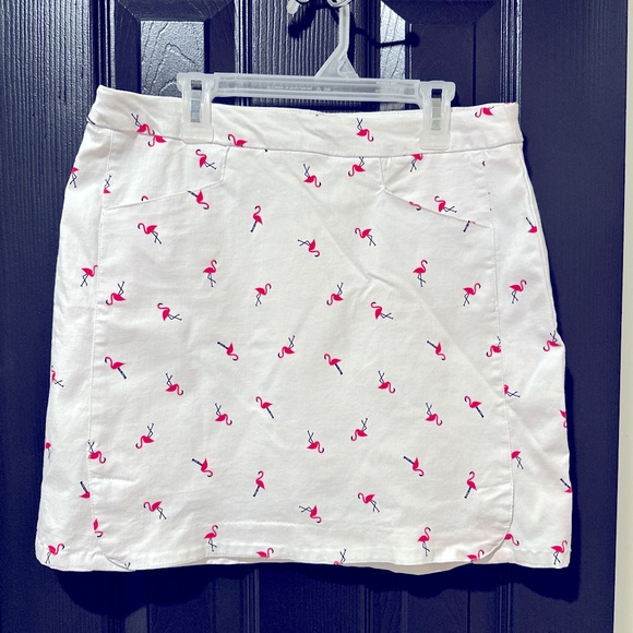 Flamingo Print White Skort 💕 Stretchy & Cute! Medium - Picture 1 of 4